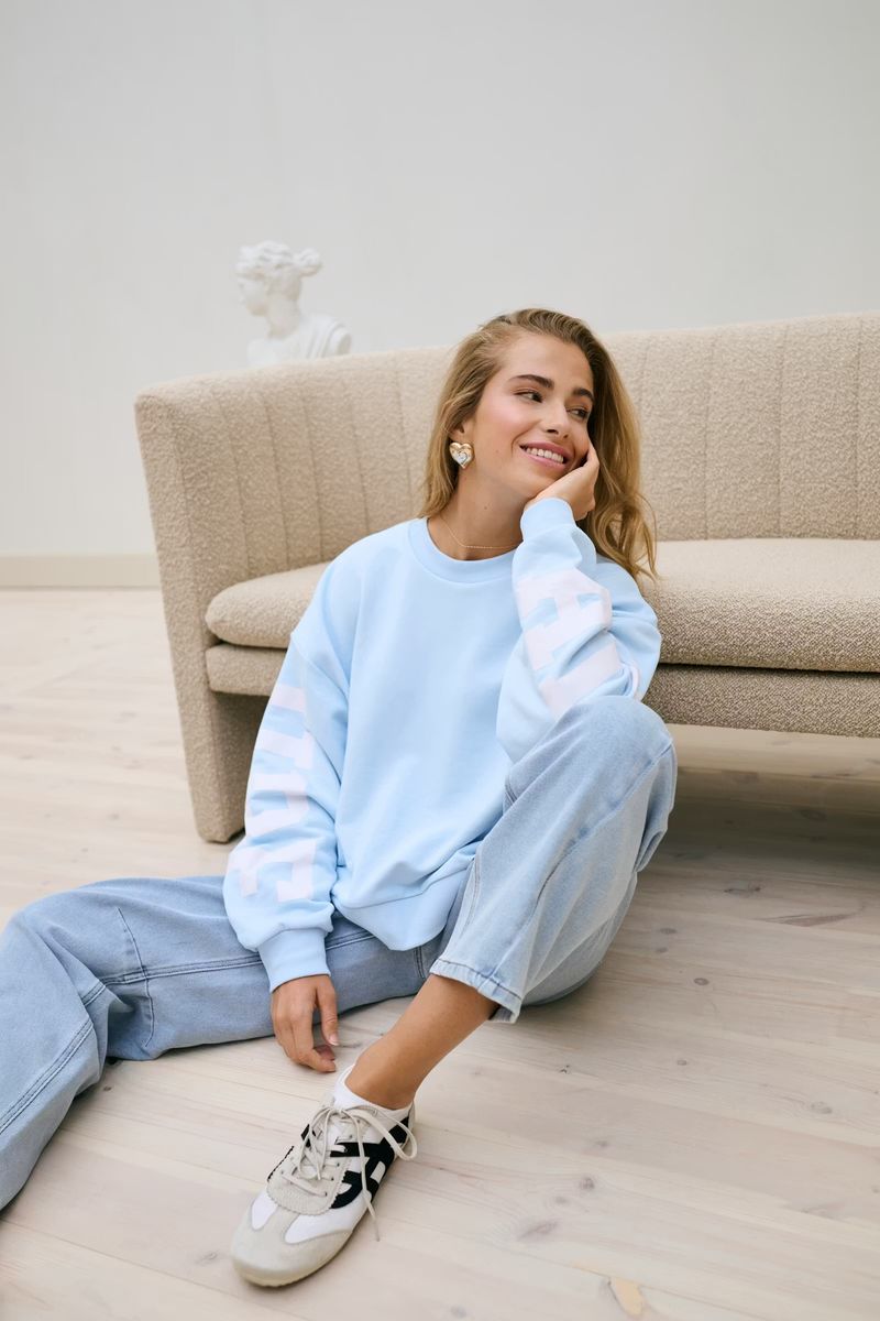 Alila Sweatshirt Kaffe