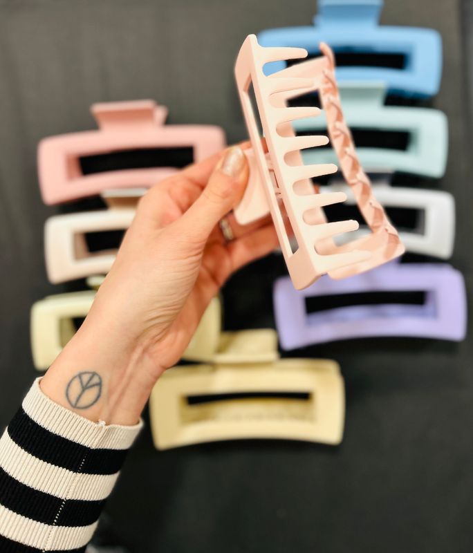 Must Have Hair Claw
