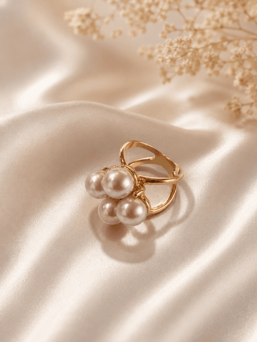 Scarf Ring Pearls