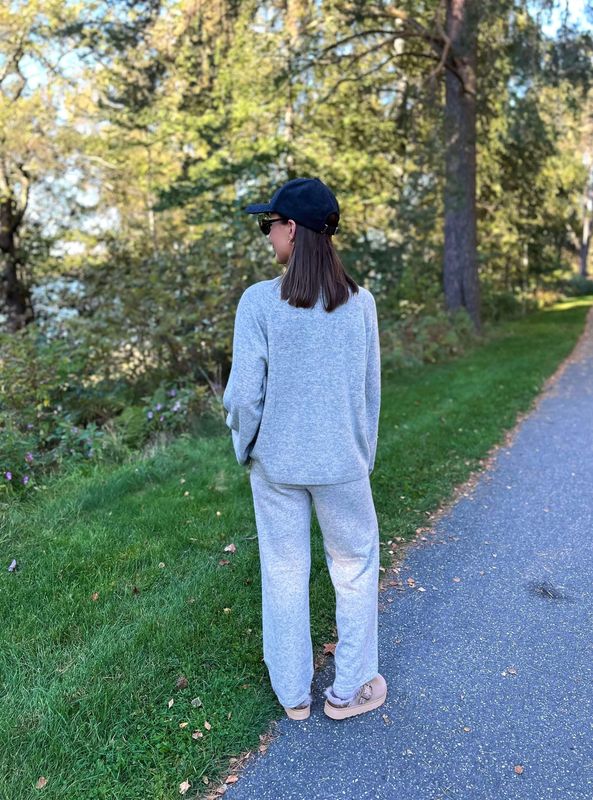 Carma Cashmere Knit Pant