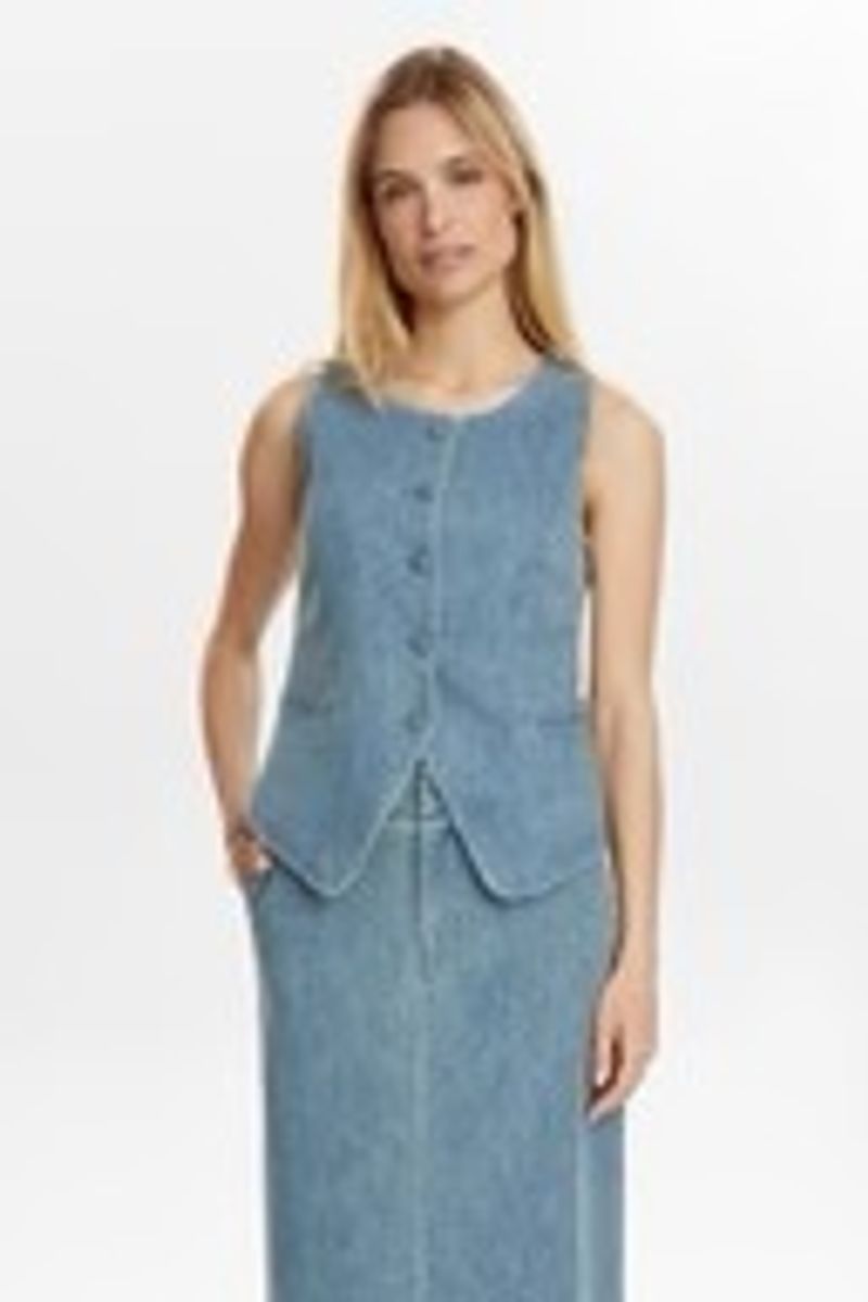 Nualetta Vest