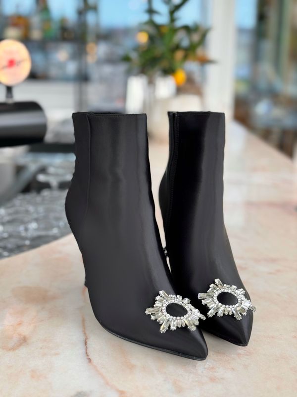 Carrie Pumps