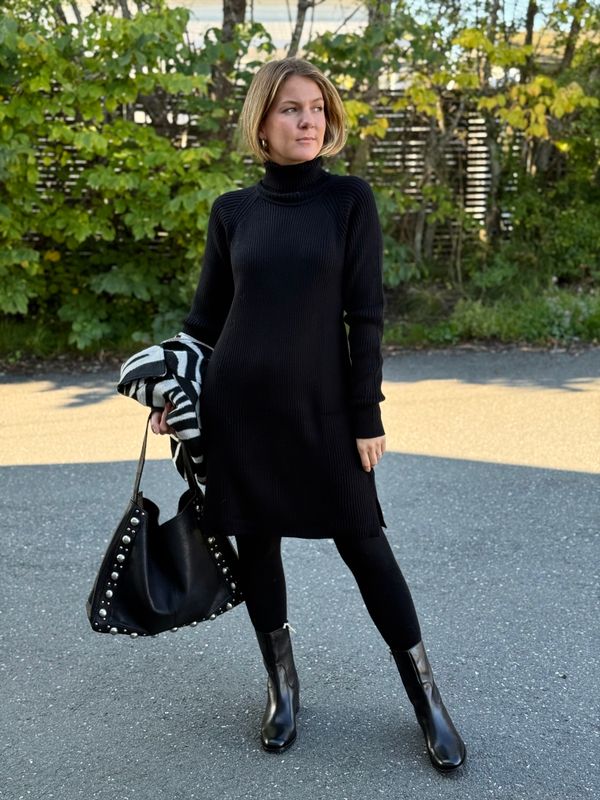 Ava Knit Dress Minus
